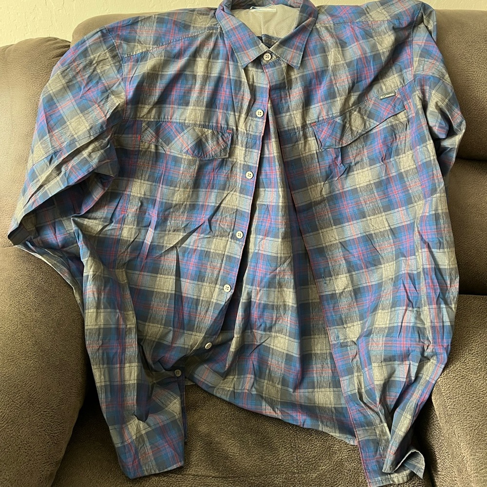 Columbia Omni Shade Lightweight Button Up